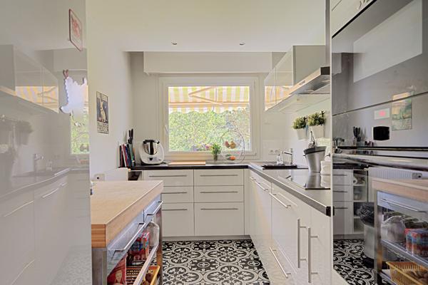 Appartement Chambourcy 5 pièces 95 m2 - Dernier étage sans vis à vis €399 000 ** - Référence 18028