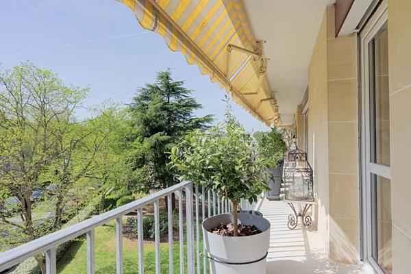 Appartement Chambourcy 5 pièces 95 m2 - Dernier étage sans vis à vis €399 000 ** - Référence 18028