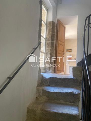 Coup de cœur au cœur du Luberon – Maison de village avec terrasses et salle voûtée