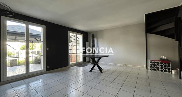 À vendre Maison 4 pièces 76 m² - Corbeil-essonnes 91100
