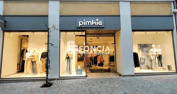 Location Local commercial 2 pièces 276 m² - Melun 77000