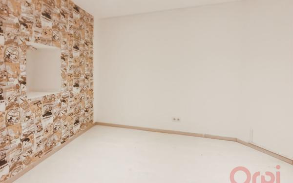 Immeuble à vendre    8 pièces • 170,30 m2 Agde