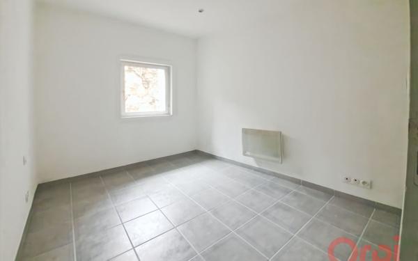 Immeuble à vendre    8 pièces • 170,30 m2 Agde