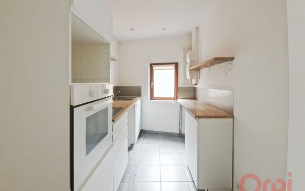 Immeuble à vendre    8 pièces • 170,30 m2 Agde