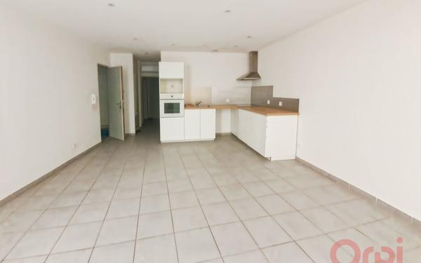 Immeuble à vendre    8 pièces • 170,30 m2 Agde