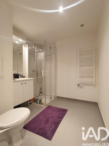 Location studio 30 m² Évry-Courcouronnes