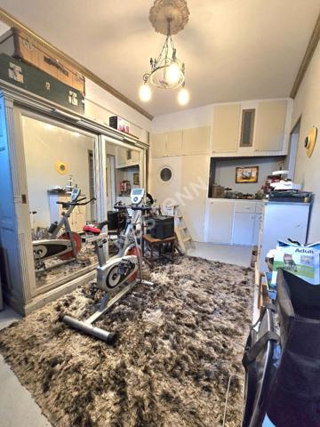 Maison Rosny Sous Bois 210 m2 demeure en plein centre ville proche gare RER E Rosny sous bois et Rosny Bois Perrier centre commercial et Metro