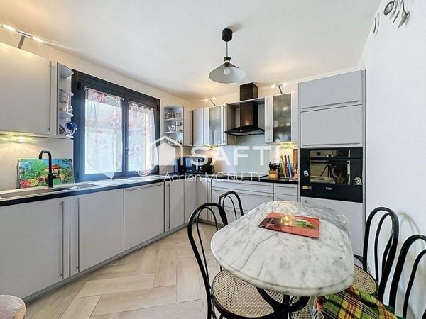 Pavillon 110m² véranda jardin Saussaie Pidoux