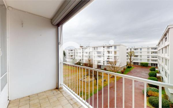 Appartement à vendre    4 pièces • 73 m2 Bron