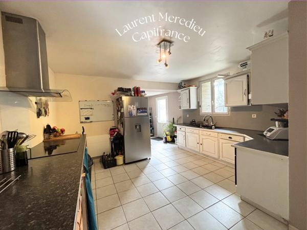 Maison 140 m² avec dépendances + terrain de 1400 m²