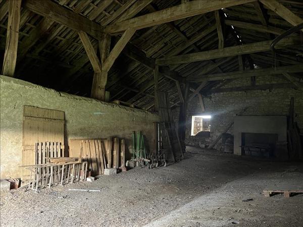 Grange à vendre |  Lévignac-de-Guyenne |  1 pièce