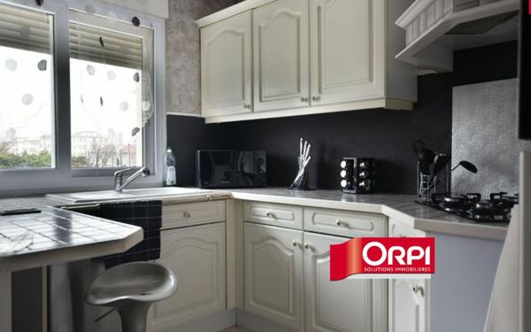 Appartement à louer    4 pièces •  Saint-Priest