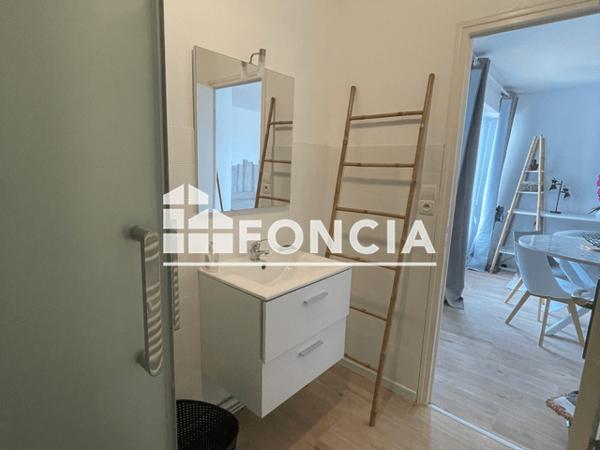 Location Studio meublé 25.08 m² - Lorient 56100