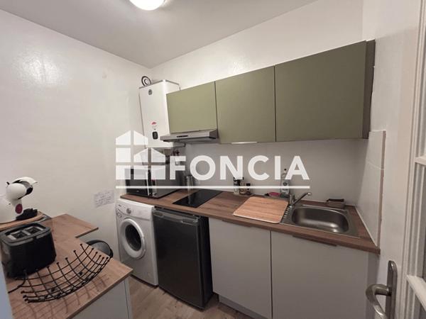 Location Studio meublé 25.08 m² - Lorient 56100