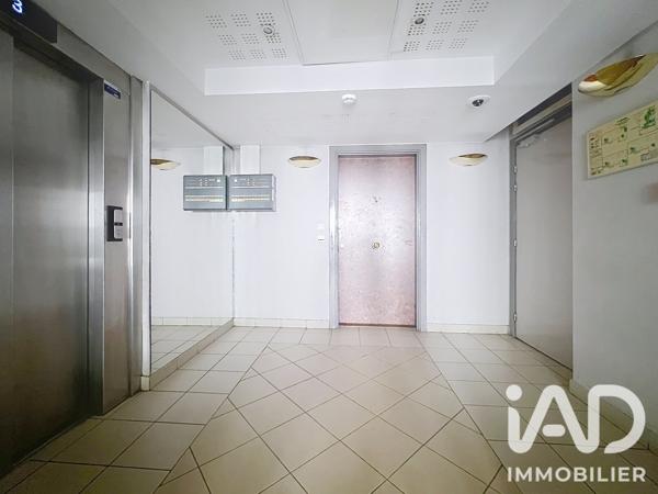 Appartement à vendre 2 pièces 45,78 m² Courbevoie