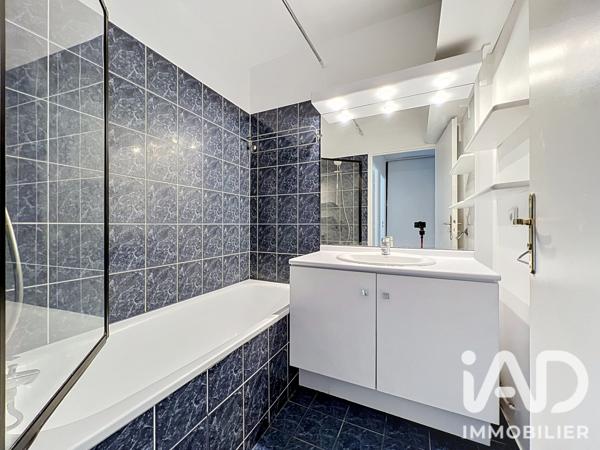 Appartement à vendre 2 pièces 45,78 m² Courbevoie