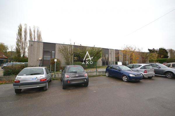 Bureaux Locaux de 330 m² de SH et de 9 pièces