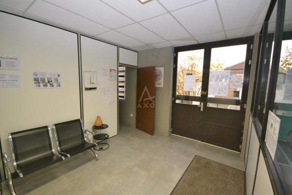 Bureaux Locaux de 330 m² de SH et de 9 pièces