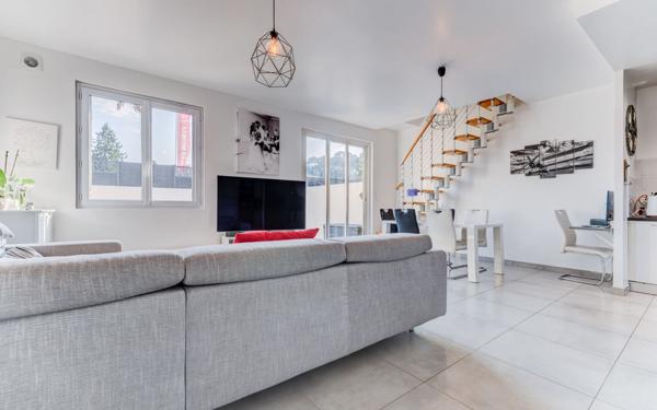 Maison à vendre    3 pièces • 61 m2 Cagnes-sur-Mer