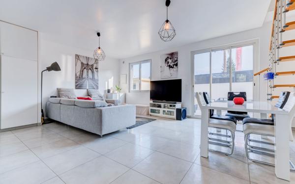 Maison à vendre    3 pièces • 61 m2 Cagnes-sur-Mer