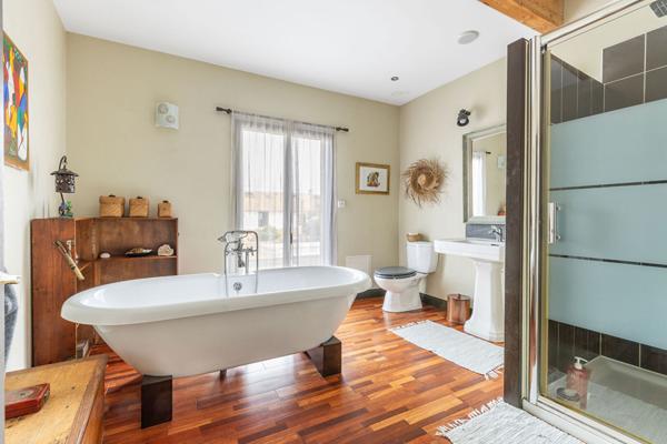 BORDEAUX BACALAN ? MAISON 7 PIÈCES AVEC JARDIN ? PROCHE CITÉ DU VIN