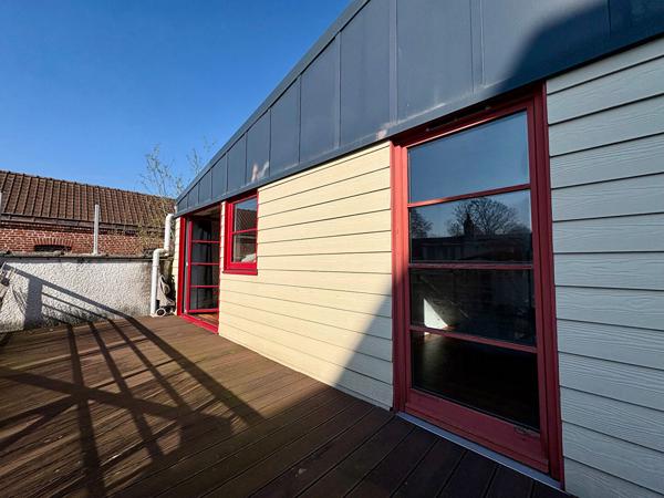 Lille proximité CHR , Appartement 3 pièces au dernier étage avec terrasse, garage et parking Lille