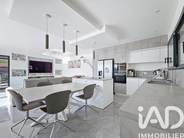 Maison à vendre 4 pièces 117 m² Artigues-près-Bordeaux