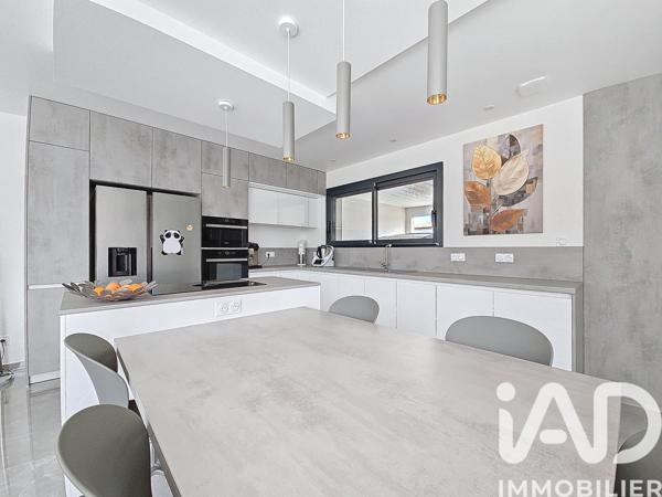 Maison à vendre 4 pièces 117 m² Artigues-près-Bordeaux