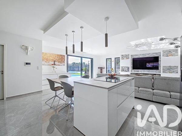 Maison à vendre 4 pièces 117 m² Artigues-près-Bordeaux