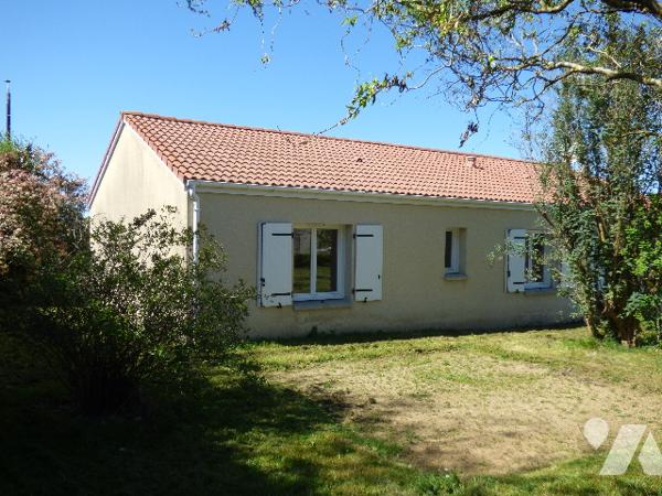 PAVILLON - MONCOUTANT-SUR-SEVRE