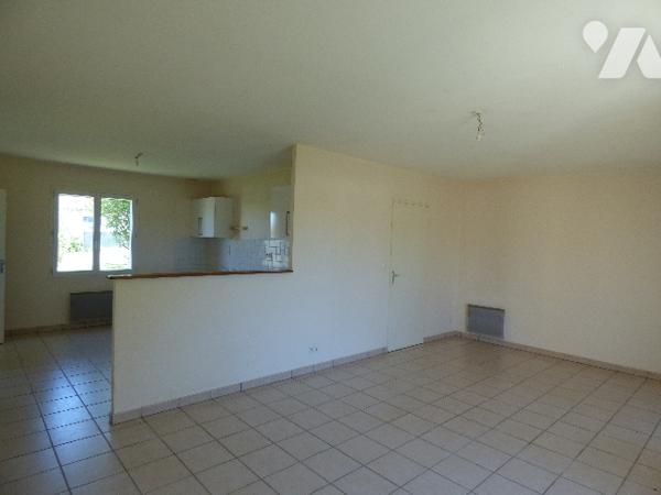 PAVILLON - MONCOUTANT-SUR-SEVRE