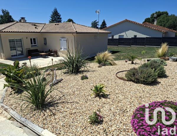 Maison à vendre 6 pièces 125 m² Chasseneuil-sur-Bonnieure