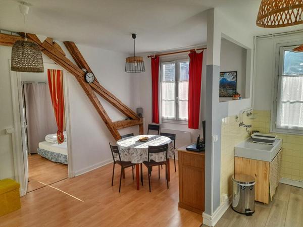 Appartement rénové T2Bis, de 46m2 au 3ème étage