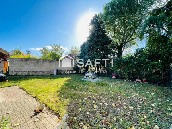 Confort de plain-pied et jardin au calme, à découvrir rapidement