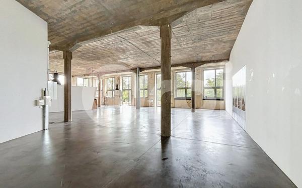 Appartement à vendre    2 pièces • 226,60 m2 Mulhouse