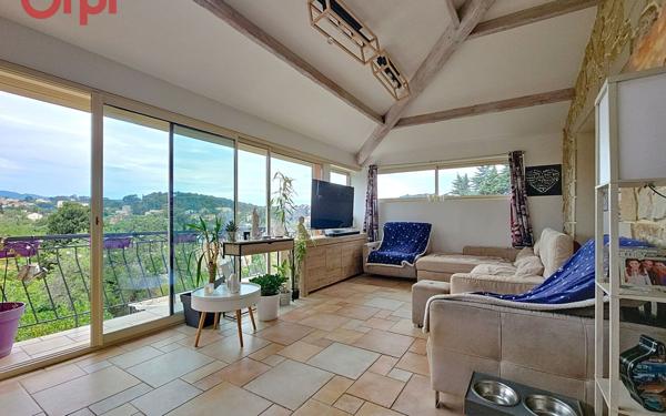 Maison à vendre    6 pièces • 193,45 m2 La Seyne-sur-Mer