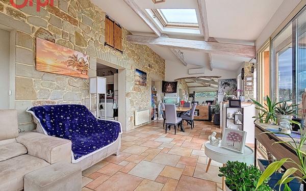 Maison à vendre    6 pièces • 193,45 m2 La Seyne-sur-Mer