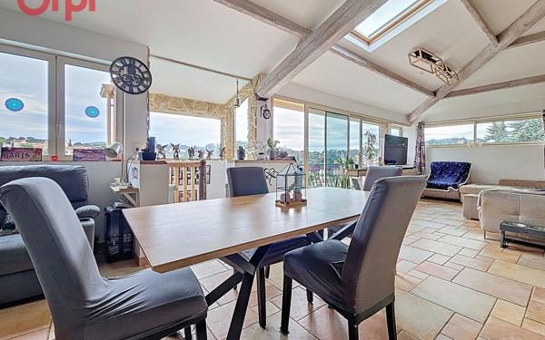 Maison à vendre    6 pièces • 193,45 m2 La Seyne-sur-Mer