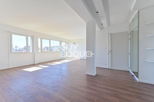 BOIS DE VINCENNES / VUE DEGAGEE / SUD-OUEST/ REFAIT A NEUF