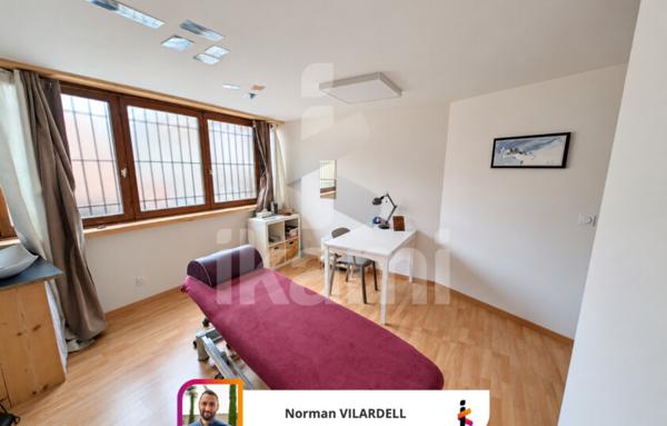 Murs Commerciaux de 122 m²