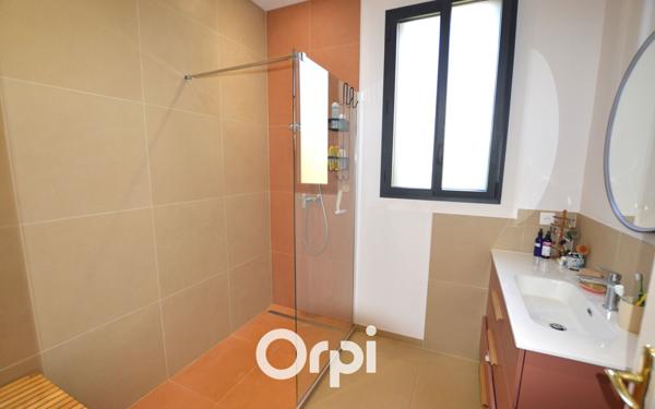 Maison à vendre    8 pièces • 227 m2 Montpellier