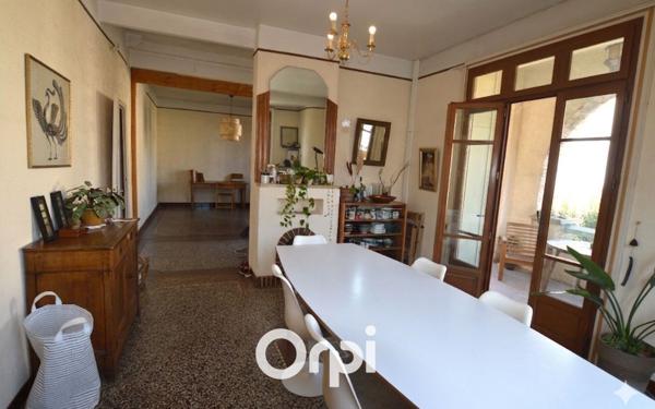 Maison à vendre    8 pièces • 227 m2 Montpellier