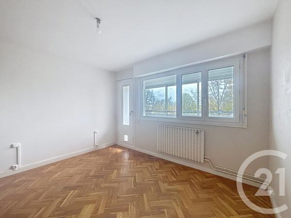 Appartement à vendre  4 pièces - 78,41 m2 DECINES CHARPIEU - 69