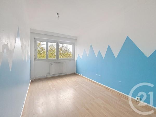 Appartement à vendre  4 pièces - 78,41 m2 DECINES CHARPIEU - 69
