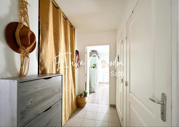 T2 récent de 45 m² avec balcon et garage