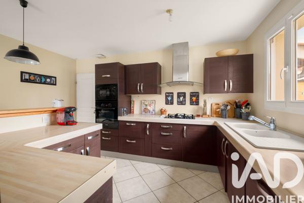 Maison à vendre 5 pièces 115 m² Soucieu-en-Jarrest