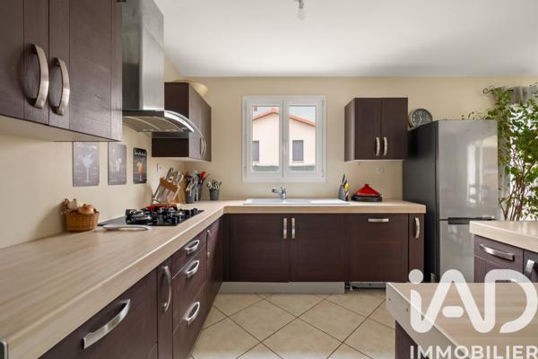 Maison à vendre 5 pièces 115 m² Soucieu-en-Jarrest