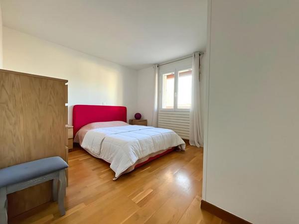 Maison familiale 123 m2 avec grand séjour jardin garage et dépendance au calme à Fréjus