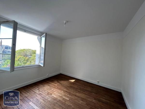Appartement à louer 3 pièces 72.24m² Tours (37000)