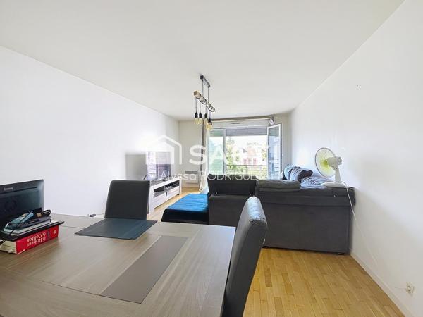 SUPERBE F4 LUMINEUX AVEC BALCON ET 2 PARKINGS – RÉSIDENCE SÉCURISÉE